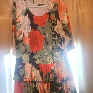 Beautiful XL bouse..buttery soft .